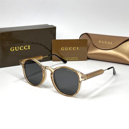 Lunette marque GUCCI avec BOITE