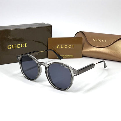 Lunette marque GUCCI avec BOITE