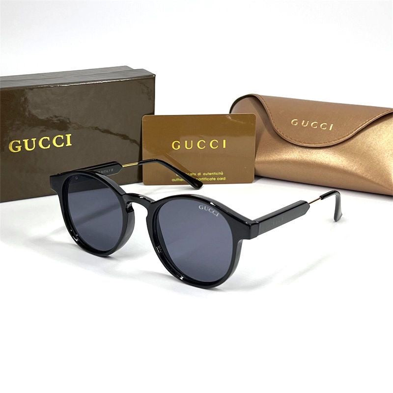 Lunette marque GUCCI avec BOITE